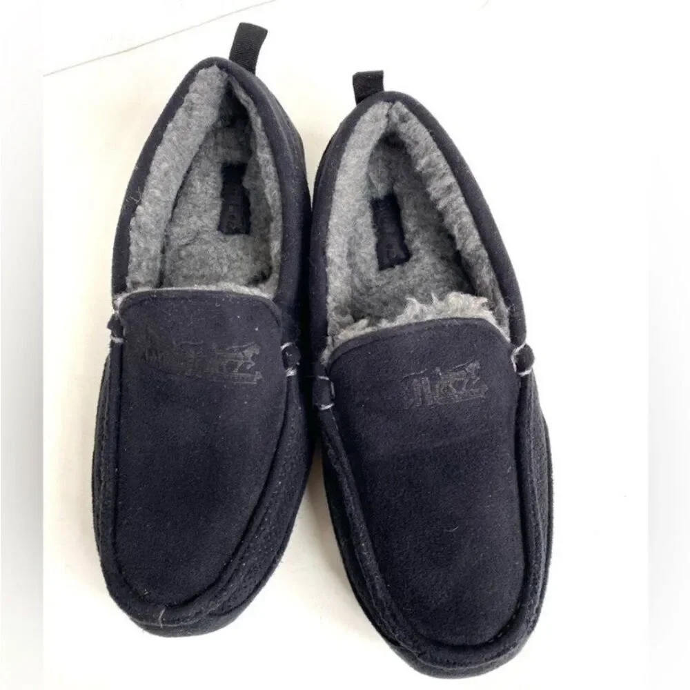 Levi’s Men’s Moccasin Slippers Fleece Lined Black Cozy Indoor Shoes Size 8–9